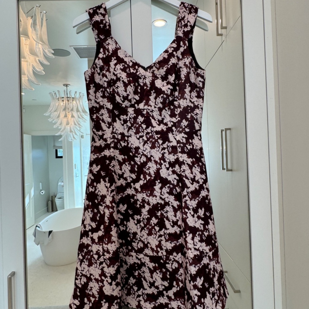 Burgundy & Cream McGinn Dress - Size 4 - Picture 3 of 9